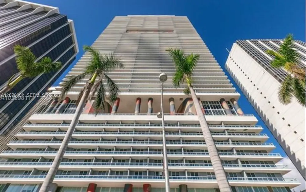 50 Biscayne Blvd #1607 Miami, FL 33132