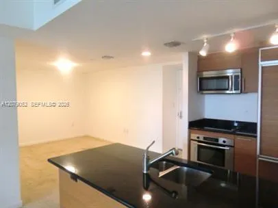 50 Biscayne Blvd #1607 Miami, FL 33132