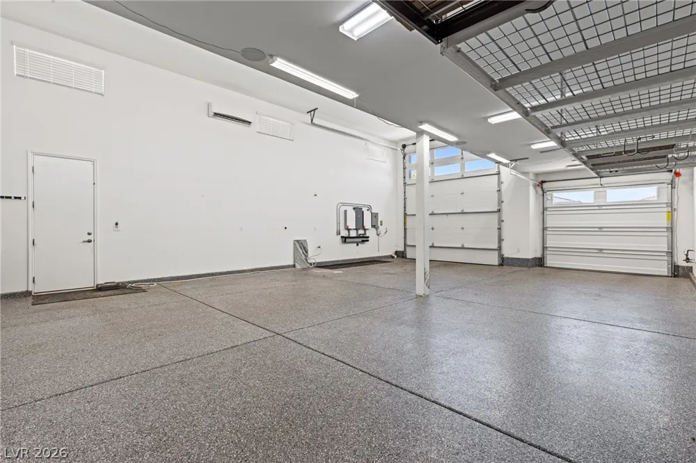 10125 Ferton Lake Avenue Las Vegas, NV 89178