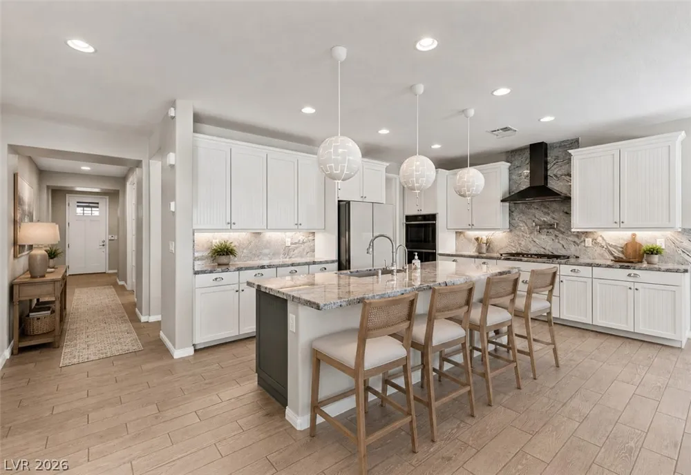 10125 Ferton Lake Avenue Las Vegas, NV 89178