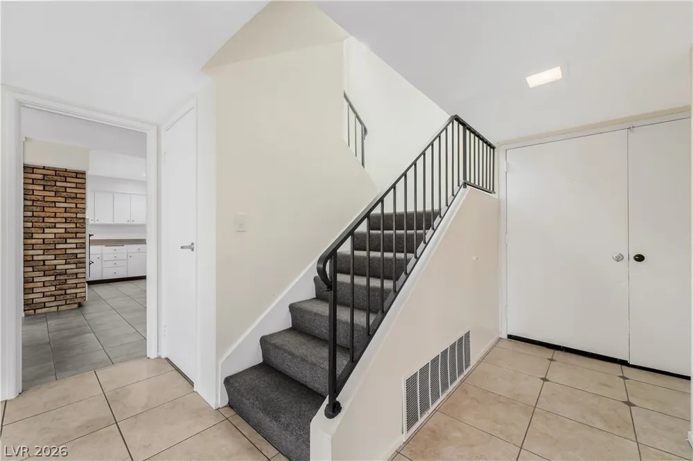 3047 Plaza Street Las Vegas, NV 89121