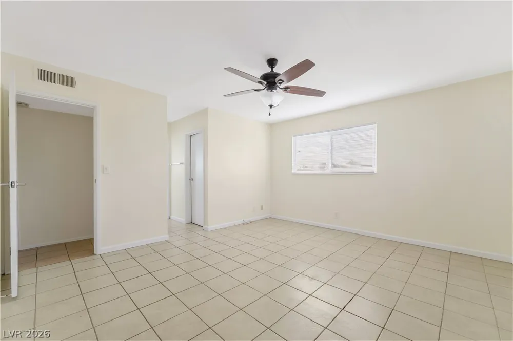 3047 Plaza Street Las Vegas, NV 89121