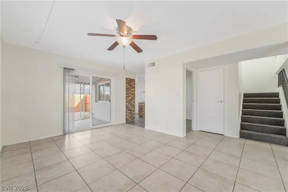 3047 Plaza Street Las Vegas, NV 89121