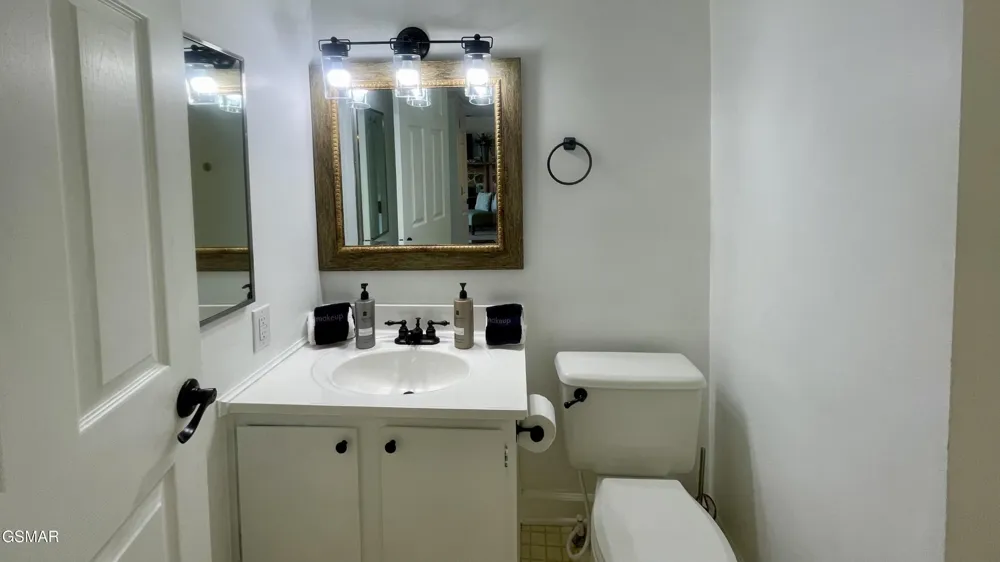 3710 Weber Road #102B Gatlinburg, TN 37738