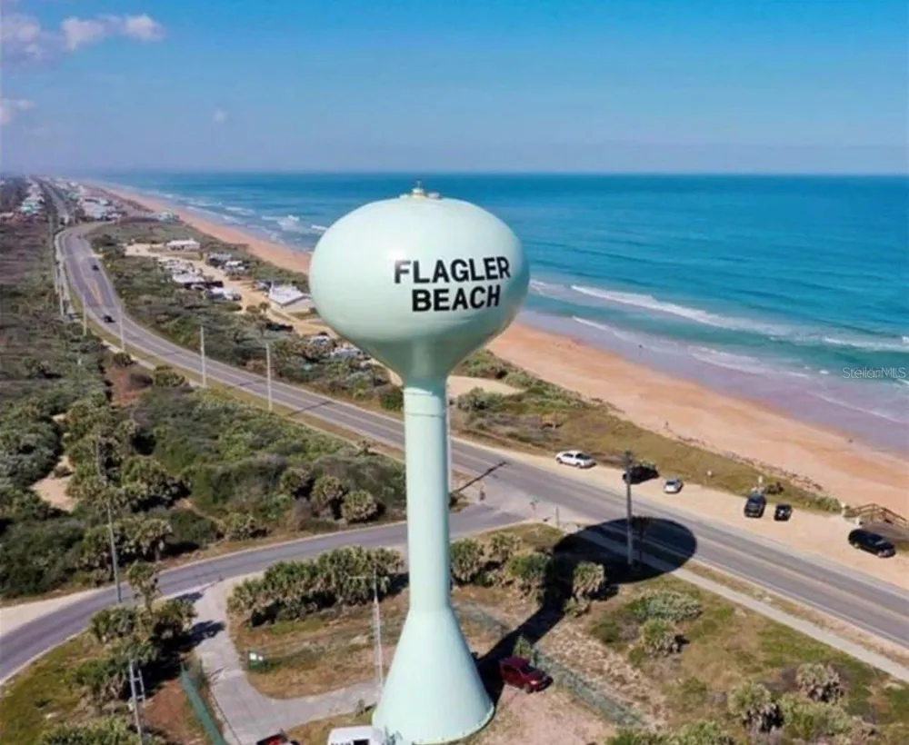 8 FAIRWAYS CIRCLE #8 Palm Coast, FL 32137