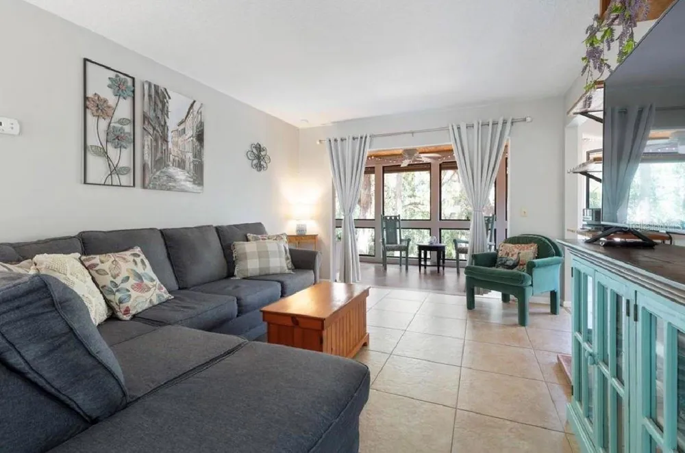 8 FAIRWAYS CIRCLE #8 Palm Coast, FL 32137