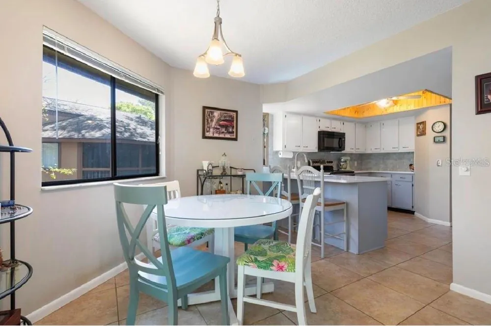 8 FAIRWAYS CIRCLE #8 Palm Coast, FL 32137
