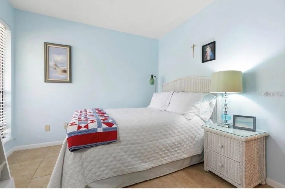 8 FAIRWAYS CIRCLE #8 Palm Coast, FL 32137
