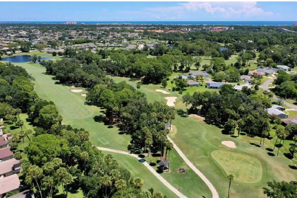 8 FAIRWAYS CIRCLE #8 Palm Coast, FL 32137