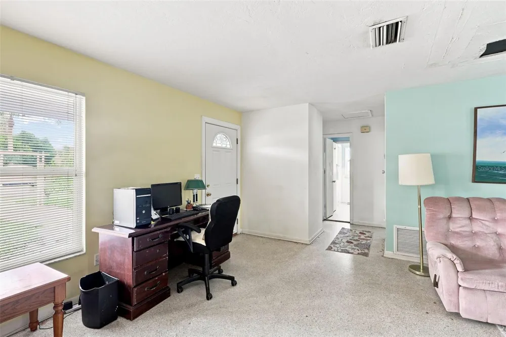 709 HAGER STREET Deltona, FL 32725