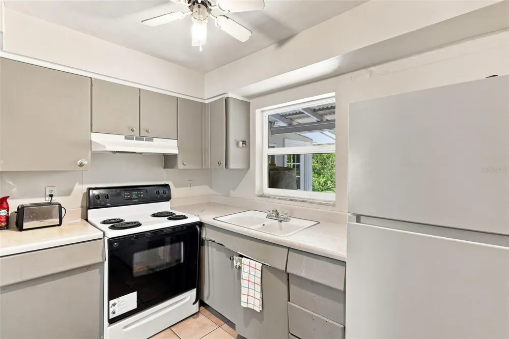 709 HAGER STREET Deltona, FL 32725