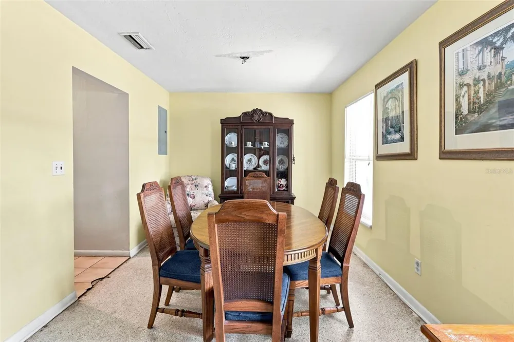 709 HAGER STREET Deltona, FL 32725