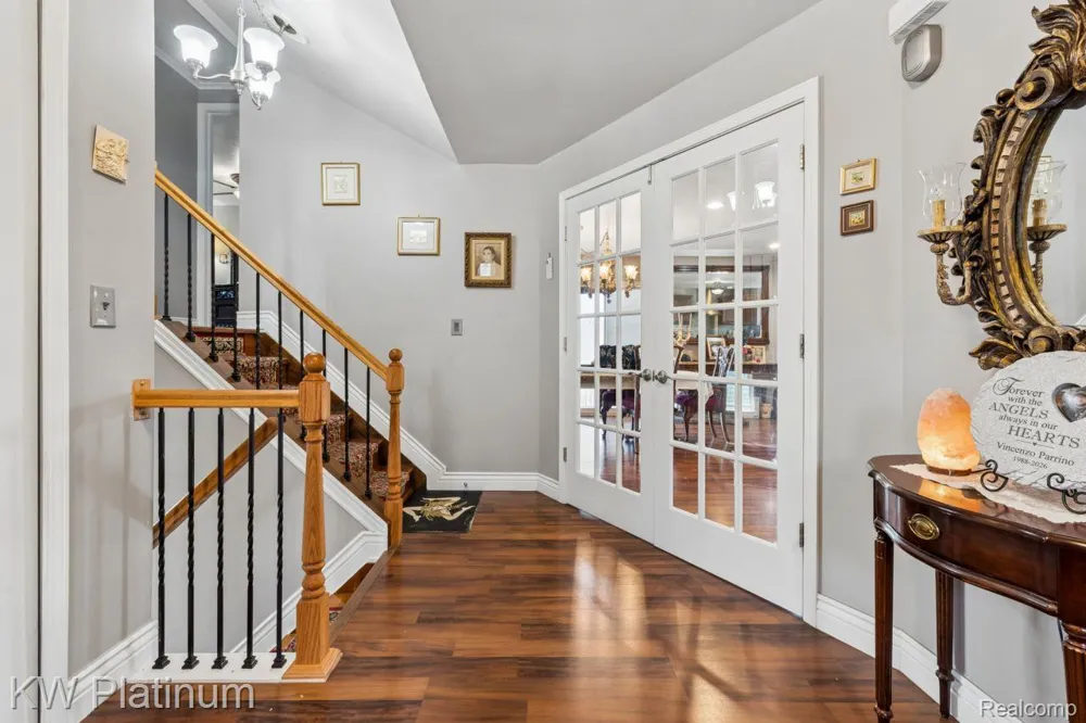 37233 Almont Drive W Sterling Heights City, MI 48310