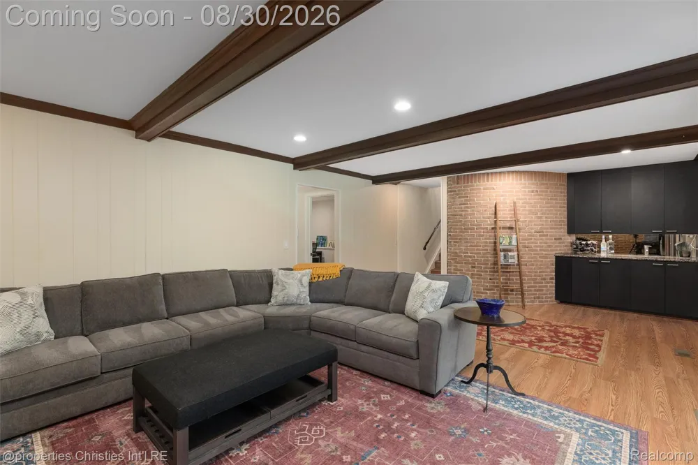28107 New Bedford Drive Farmington Hills City, MI 48334