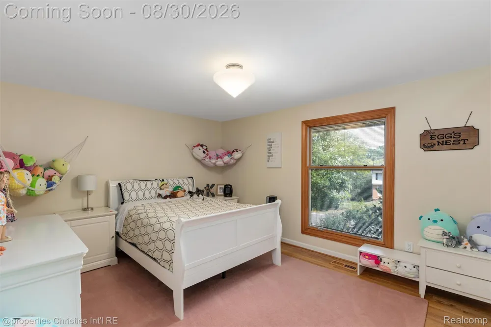 28107 New Bedford Drive Farmington Hills City, MI 48334
