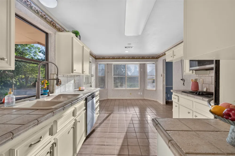 114 Wind Ridge Drive Harker Heights, TX 76548
