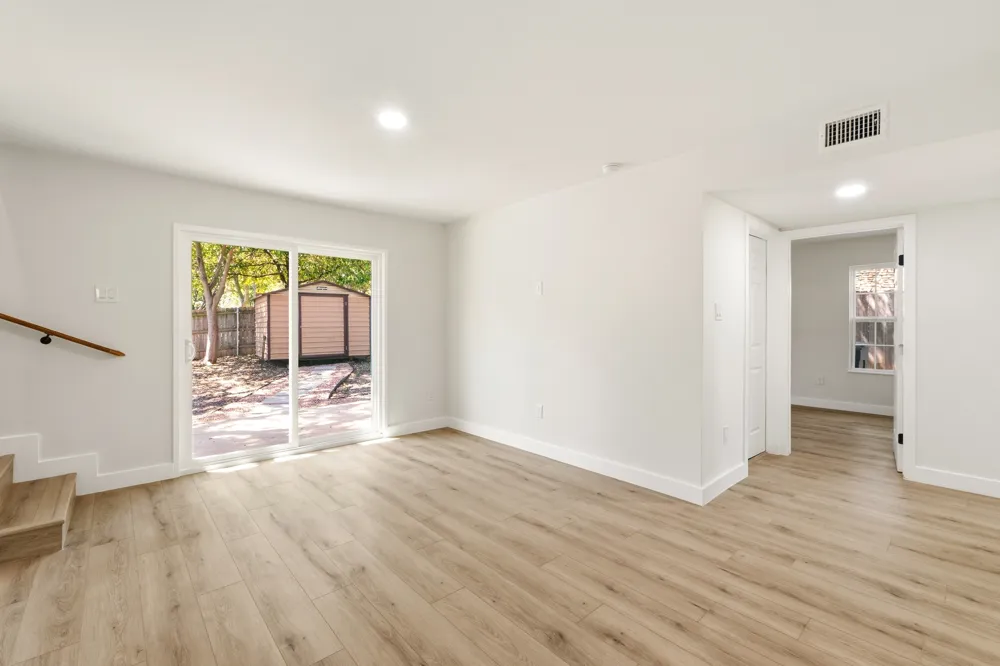 903 Potomac Path Austin, TX 78753
