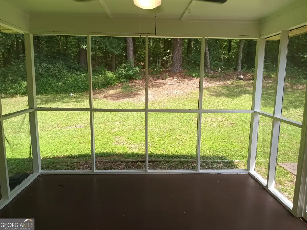 158 Stokes DR Stockbridge, GA 30281