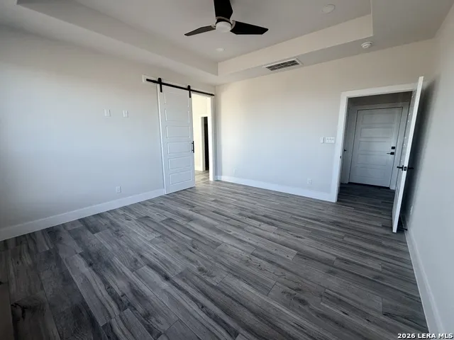 197 LAKEVIEW CIR La Vernia, TX 78121