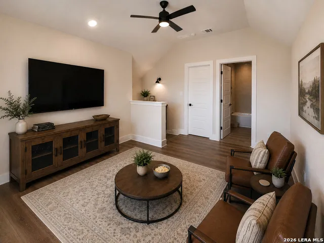 197 LAKEVIEW CIR La Vernia, TX 78121