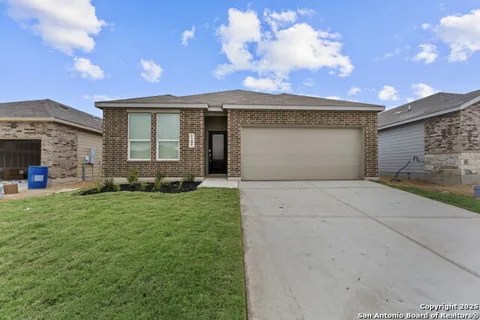 1205 Twisted Creek
