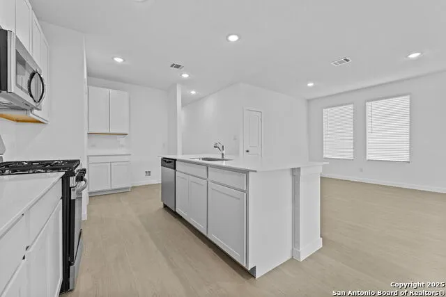 1205 Twisted Creek New Braunfels, TX 78130