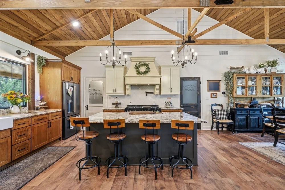 4917 County Road 707 Alvarado, TX 76009
