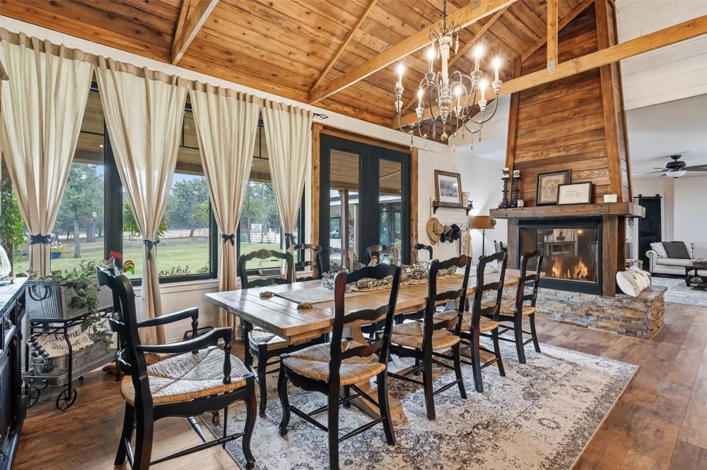 4917 County Road 707 Alvarado, TX 76009