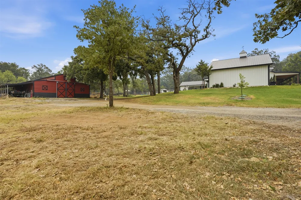 4917 County Road 707 Alvarado, TX 76009