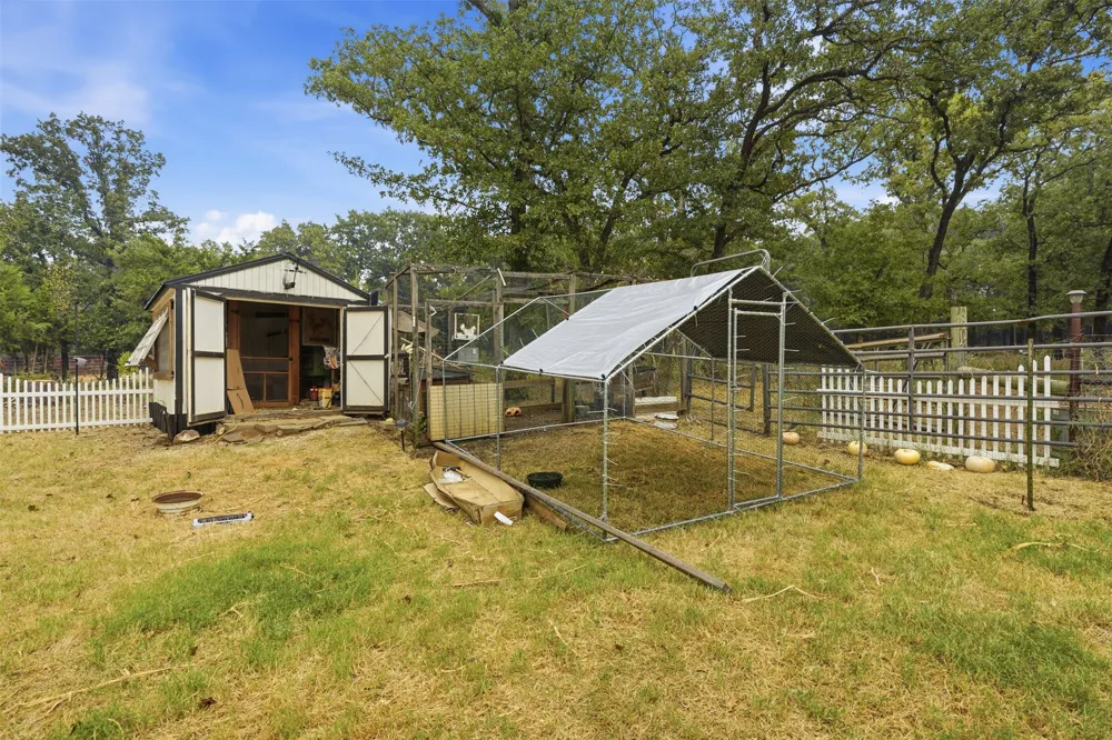 4917 County Road 707 Alvarado, TX 76009