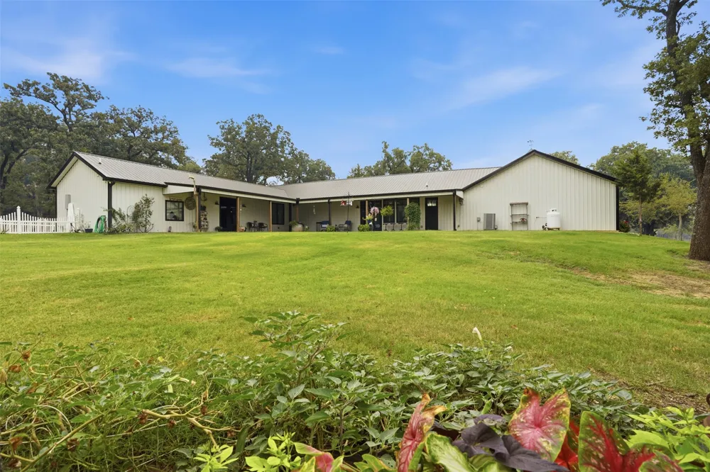 4917 County Road 707 Alvarado, TX 76009