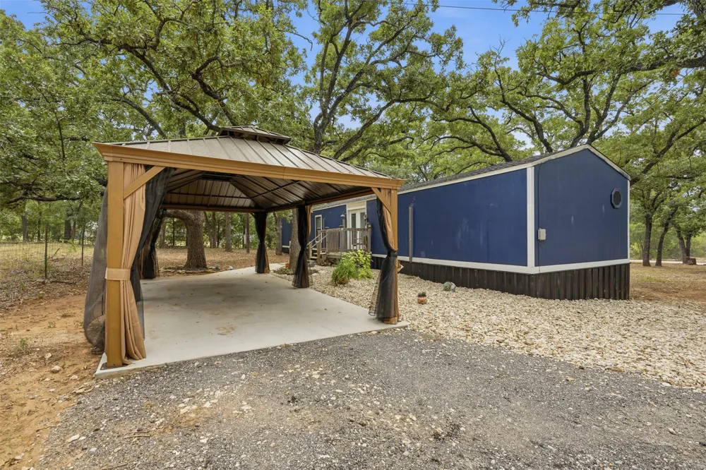 4917 County Road 707 Alvarado, TX 76009