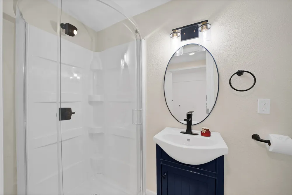 5500 Dartmouth Avenue River Oaks, TX 76114