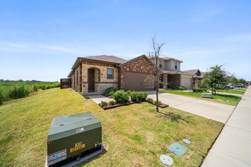 1501 Dilley Lane Forney, TX 75126