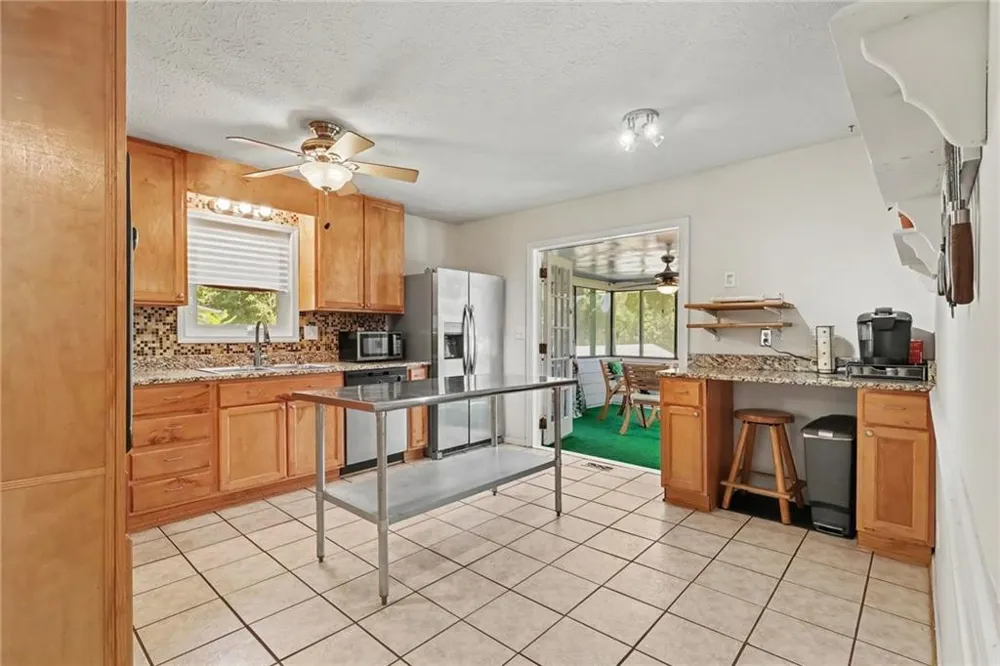 8922 Western Pines Drive Douglasville, GA 30134