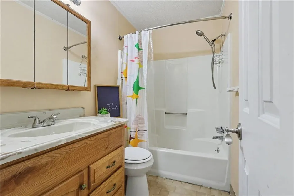 8922 Western Pines Drive Douglasville, GA 30134