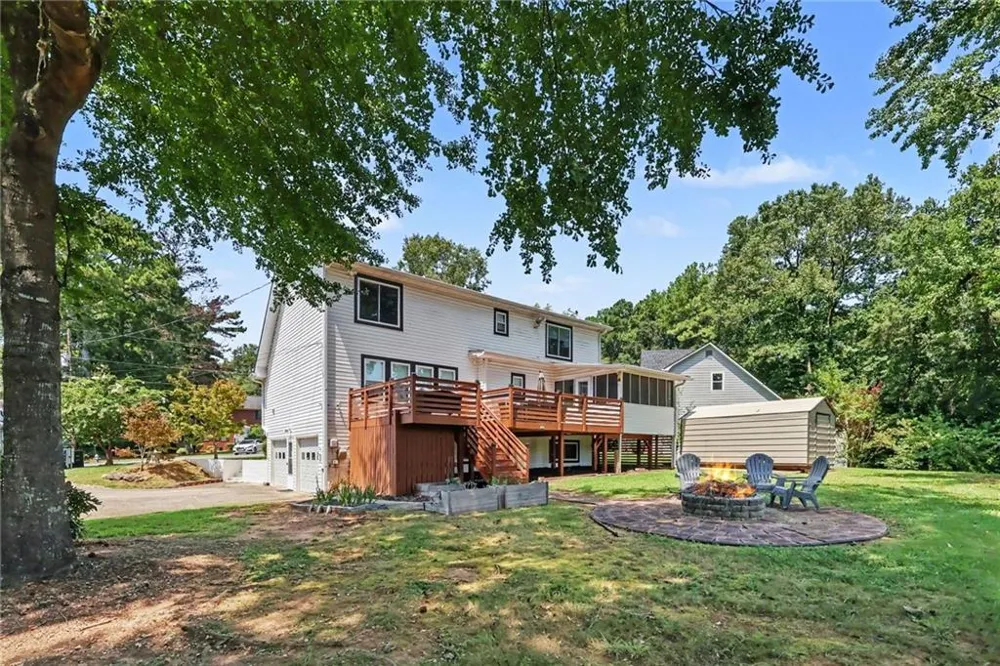 8922 Western Pines Drive Douglasville, GA 30134