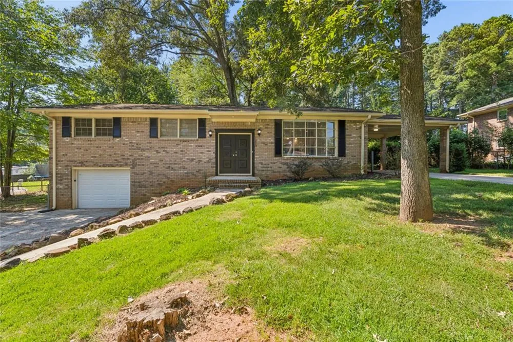 1209 Siesta Lane Acworth, GA 30102