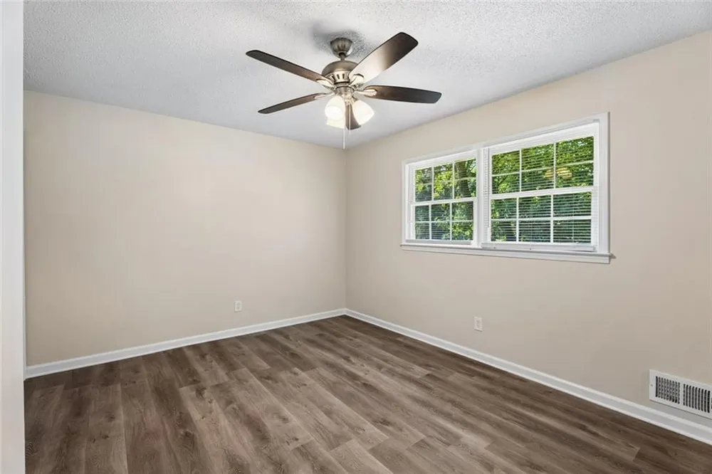 1209 Siesta Lane Acworth, GA 30102