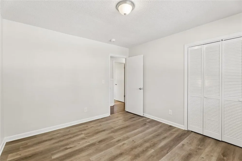 1209 Siesta Lane Acworth, GA 30102