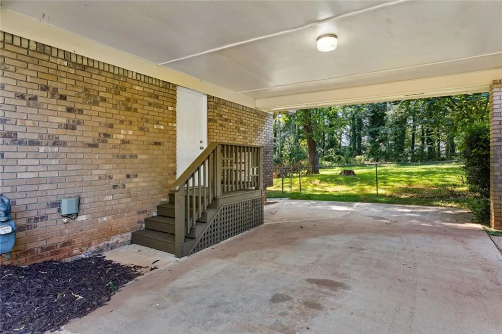 1209 Siesta Lane Acworth, GA 30102