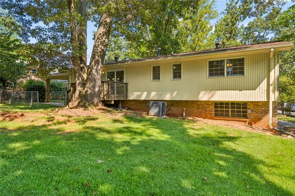 1209 Siesta Lane Acworth, GA 30102