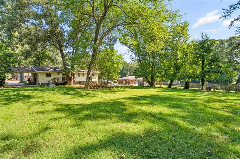 1209 Siesta Lane Acworth, GA 30102