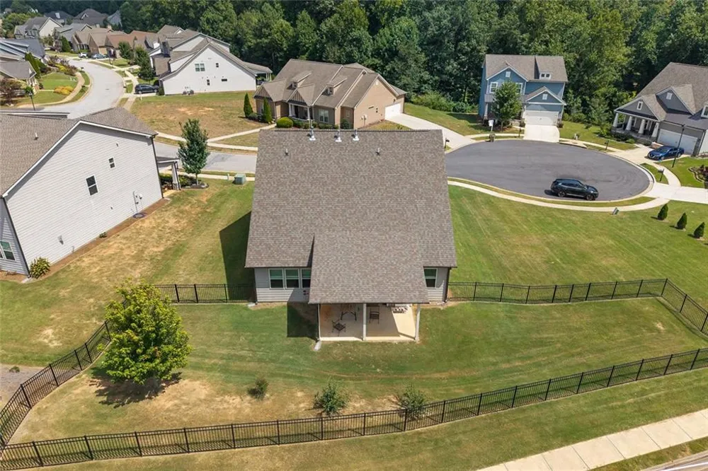 352 Chestnut Chase Hoschton, GA 30548