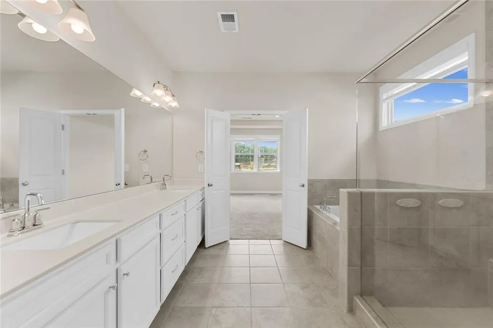 352 Chestnut Chase Hoschton, GA 30548