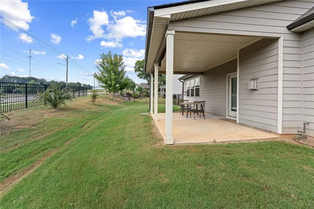 352 Chestnut Chase Hoschton, GA 30548