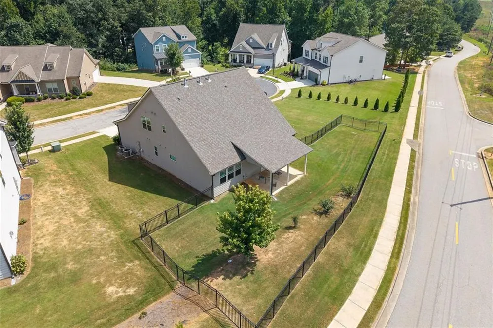 352 Chestnut Chase Hoschton, GA 30548