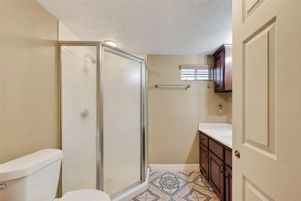 807 Ruth Street Baytown, TX 77520