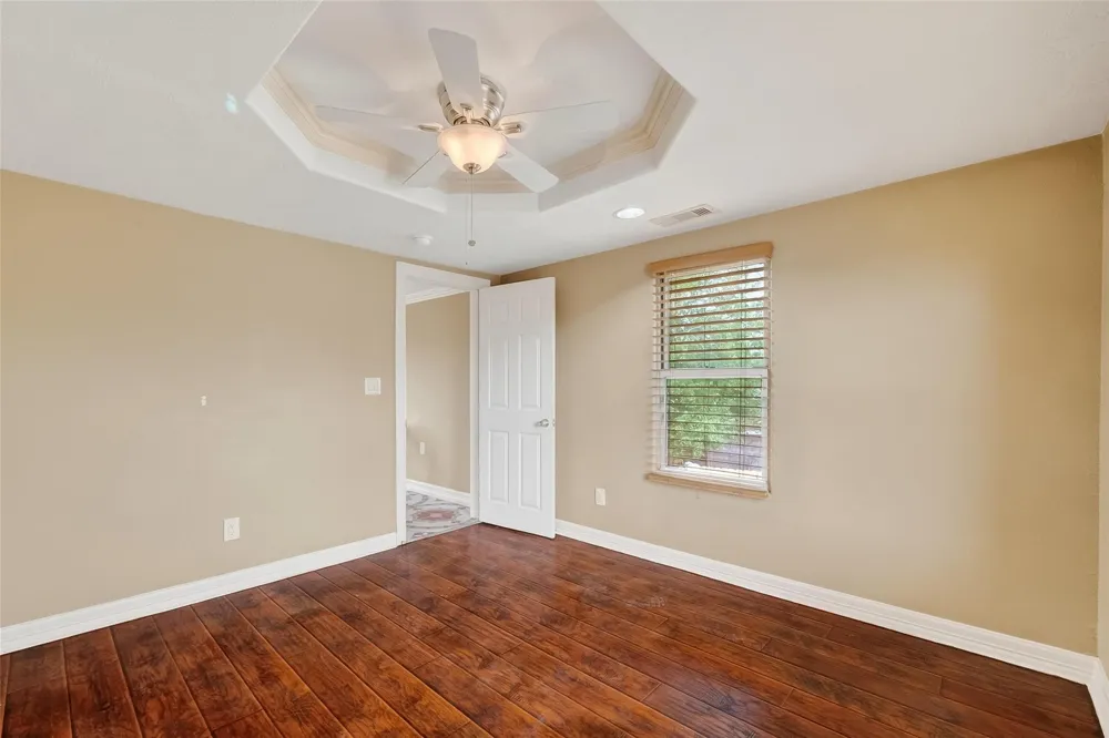 807 Ruth Street Baytown, TX 77520
