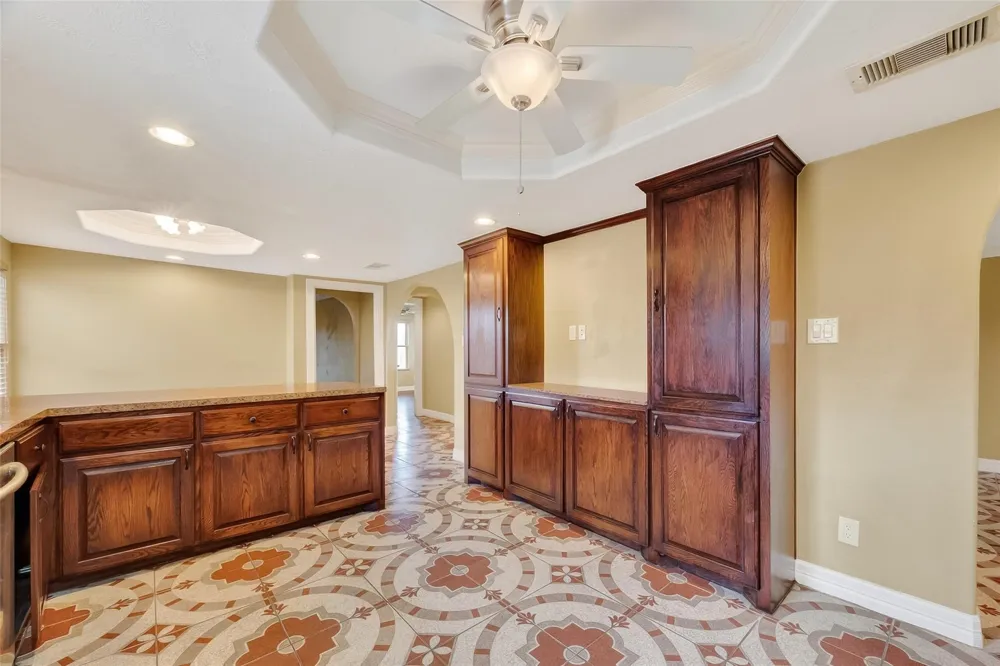 807 Ruth Street Baytown, TX 77520